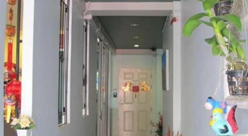 Machima House Hotel Phuket Ngoại thất bức ảnh