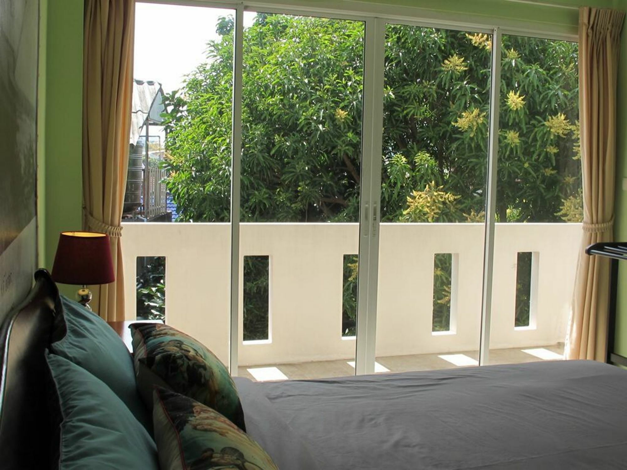 Machima House Hotel Phuket Ngoại thất bức ảnh